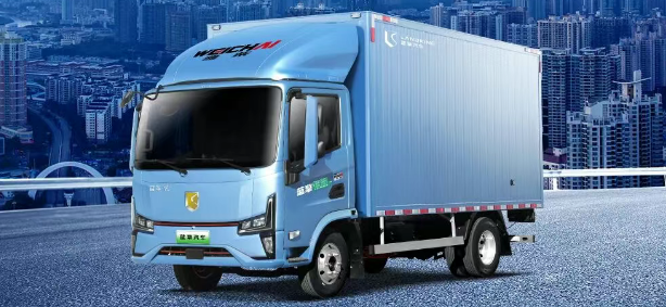 潍柴蓝擎X7混动版来袭！让物流人真正实现续航自由！