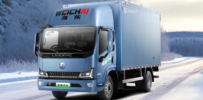 寒区实力派！潍柴蓝擎EH寒区版不惧风雪天，运营更从容！